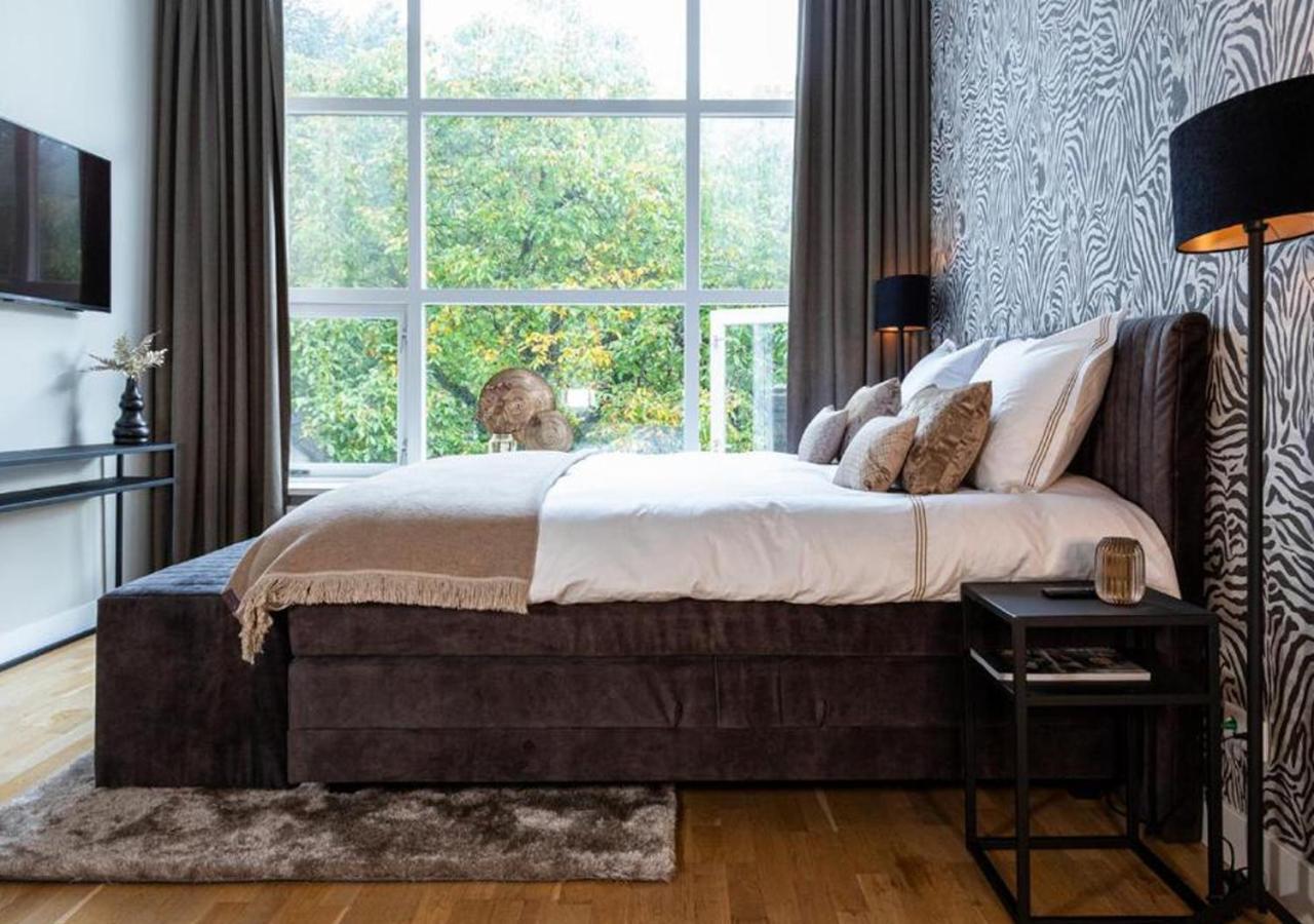 Suite With Bath City Center Villa Tilburg Exterior photo